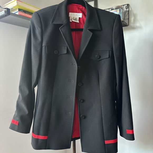 ESCADA MARGARETHA LEY VINTAGE BLACK BLAZER RED TRIM RED INTERIOR DETAILS - Picture 9 of 9